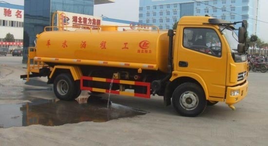 東風(fēng)多利卡<a href=http://www.szpower-inverter.cn/ssc target=_blank class=infotextkey>灑水車</a>