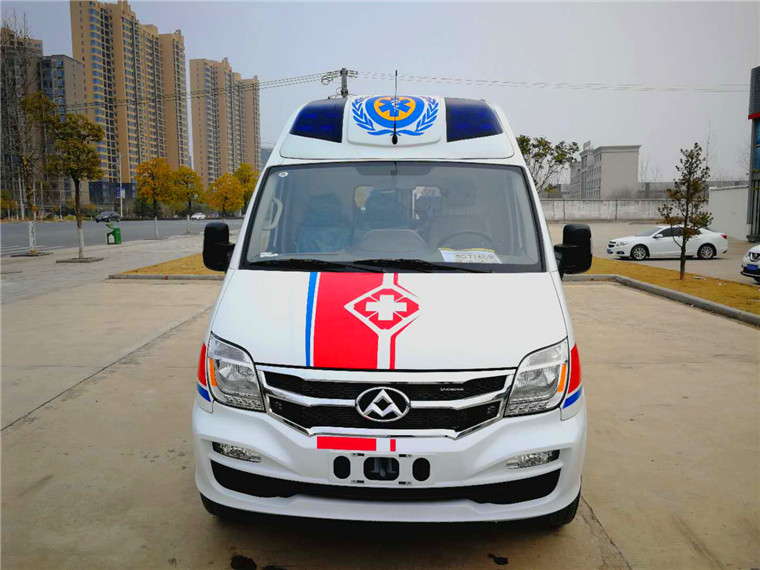 上汽大通長(zhǎng)軸救護(hù)車(chē)(國(guó)五)圖片3