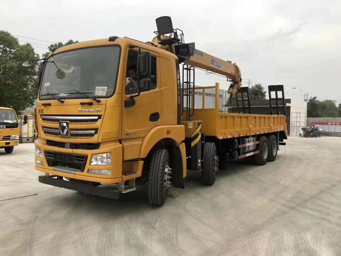 程力隨車(chē)吊徐工吊機(jī)12噸徐工漢風(fēng)隨車(chē)吊帶爬梯