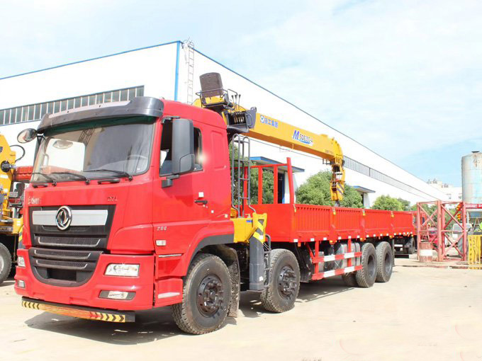 程力隨車(chē)吊徐工14噸雙聯(lián)泵東風(fēng)暢行D7L隨車(chē)吊